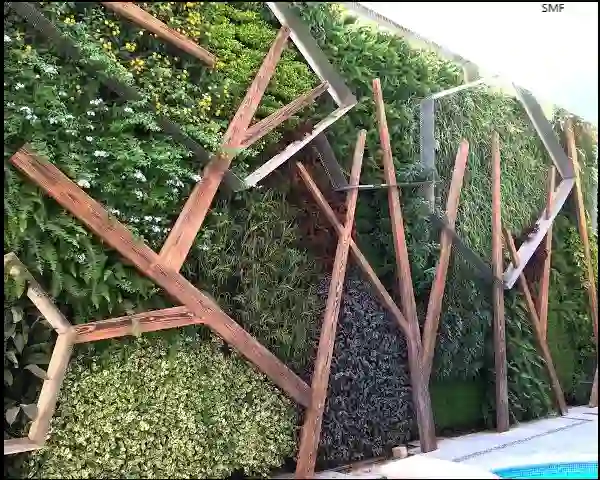 Green Wall