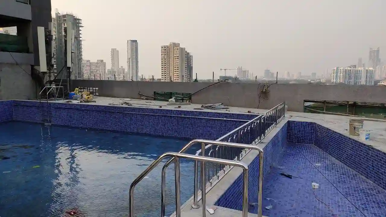 Swimming pool Ladders and Railings at Mumbai Central 2